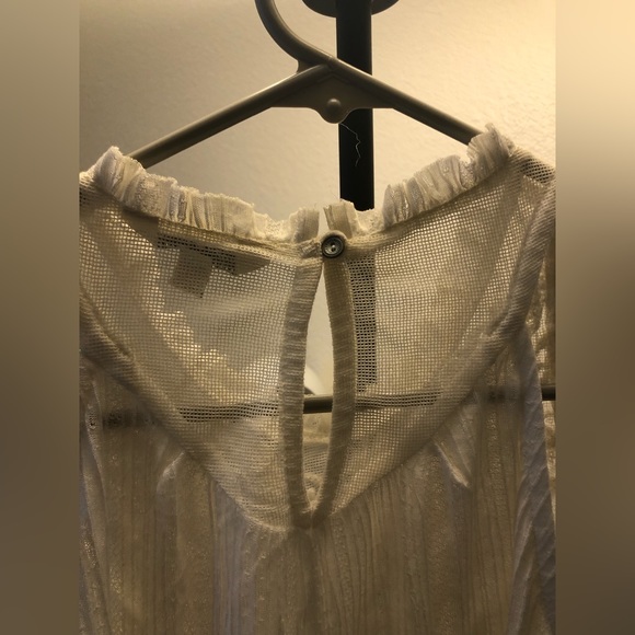 Lucky Brand - Flowy Lace Sleeveless Top - S/P - Picture 4 of 5